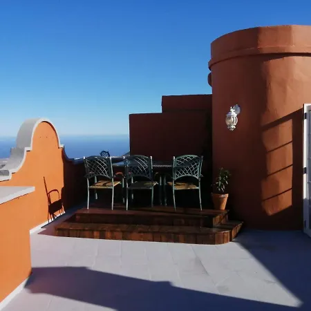 A Peaceful Getaway With Ocean View And Terrace Apartmán